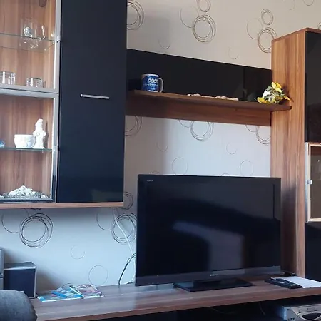 Apartment Laukarts Garden