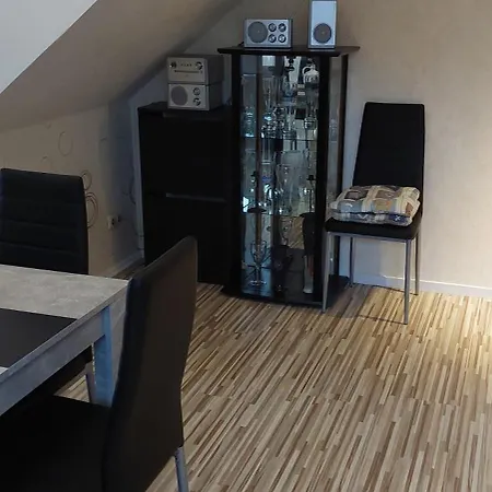 Apartment Laukarts Garden *